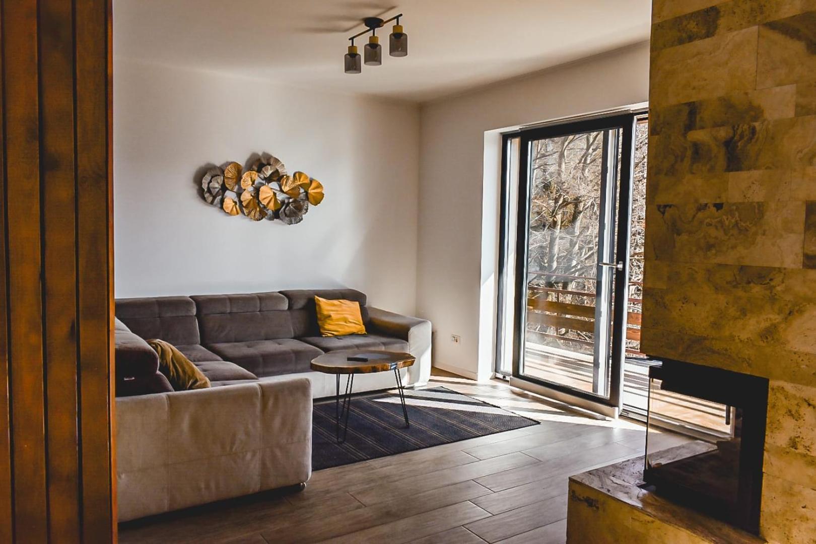 Stone House Sinaia Villa Екстериор снимка